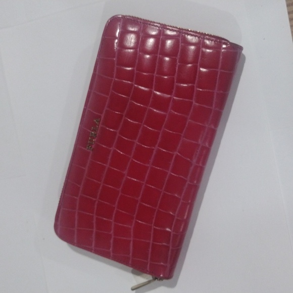 Furla Pink & Gold Leather Wallet | Women’s Luxury Zip Around Long Wallet 7.5"x4" - Picture 7 of 15